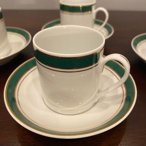 Set of 4 Crown Porcelain Prestige Demitasse Espresso Cups & Saucers